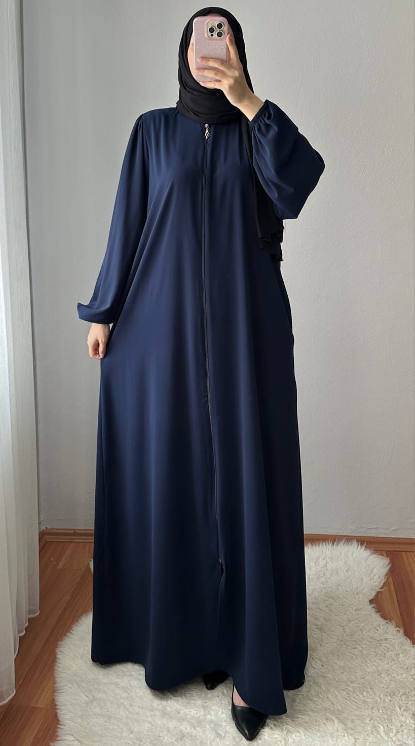 Robe Nadia